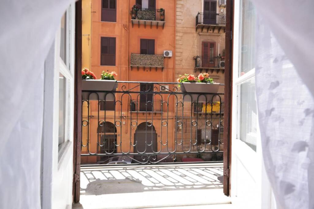 La Casetta Apartment Palermo Luaran gambar